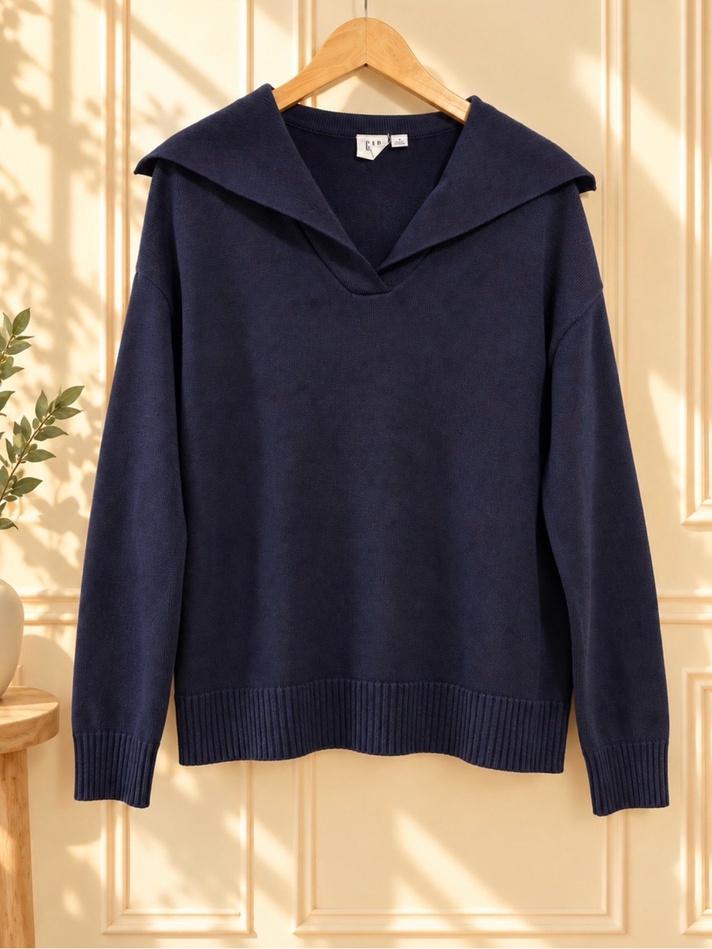 Women’s GAP Navy V-Neck Sailor Collar Sweater